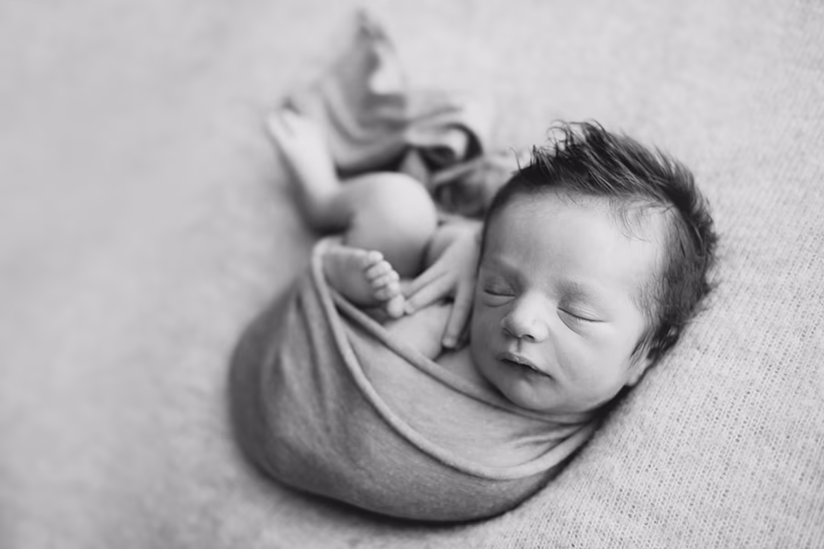 Newborn portrait session by Alicia Cervenka Photography in the Bay Area