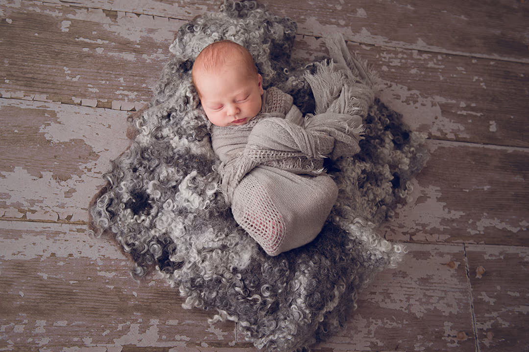 Newborn portrait session by Alicia Cervenka Photography in the Bay Area